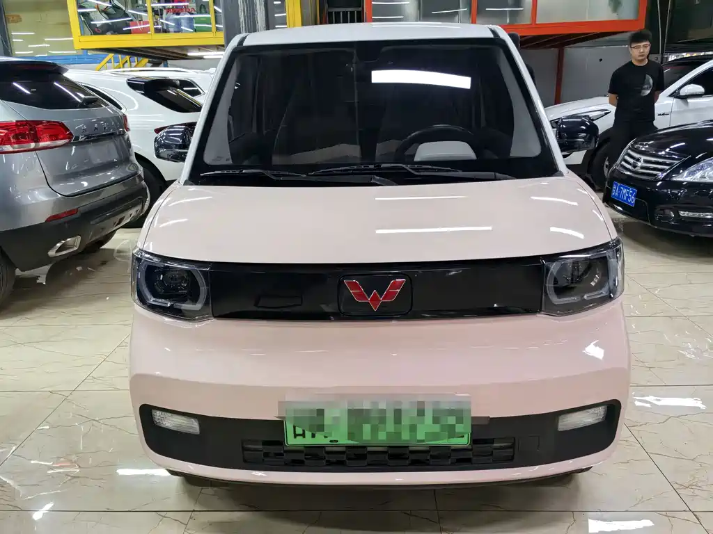 Wuling MINIEV — фото 2