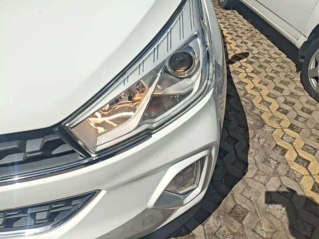 Wuling Hongguang S3 — фото 24