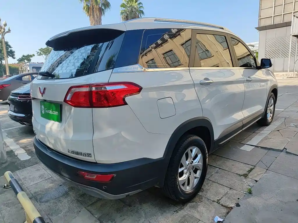 Wuling Hongguang S3 — фото 7