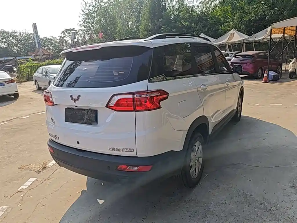 Wuling Hongguang S3 — фото 7