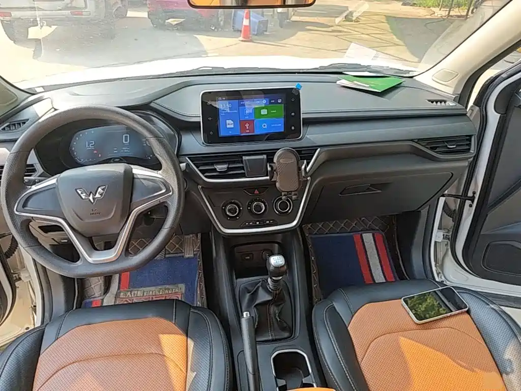 Wuling Hongguang S3 — фото 10
