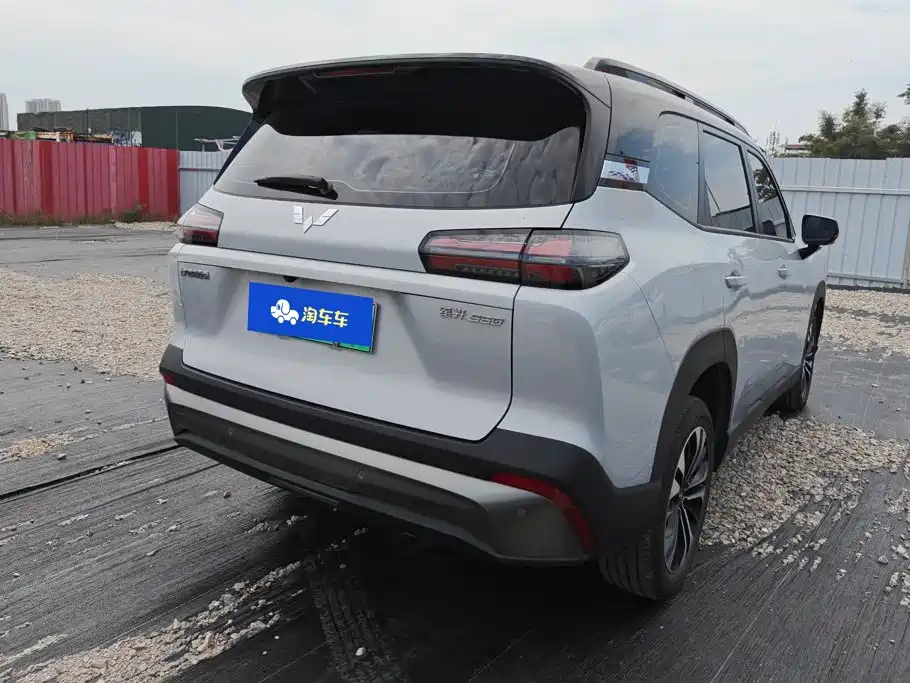 Wuling Xingguang 560 New Energy — фото 3
