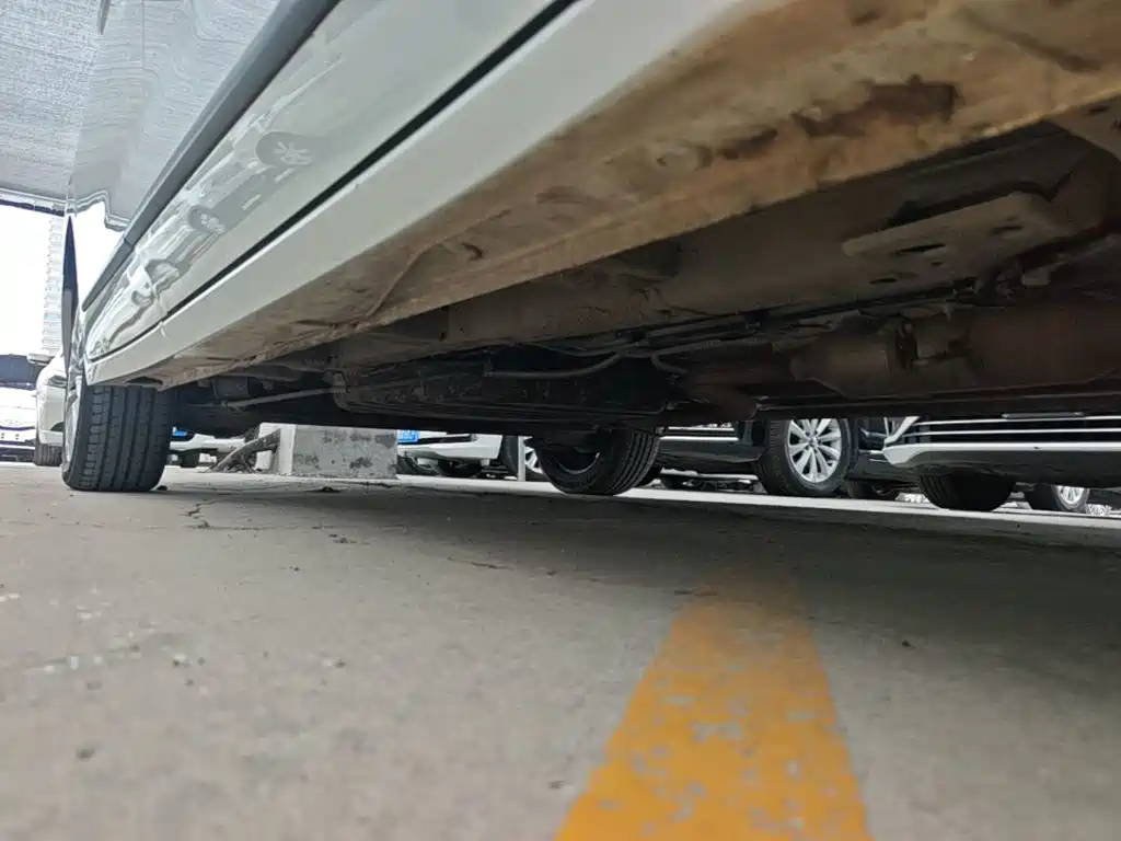 Wuling Jiachen — фото 21