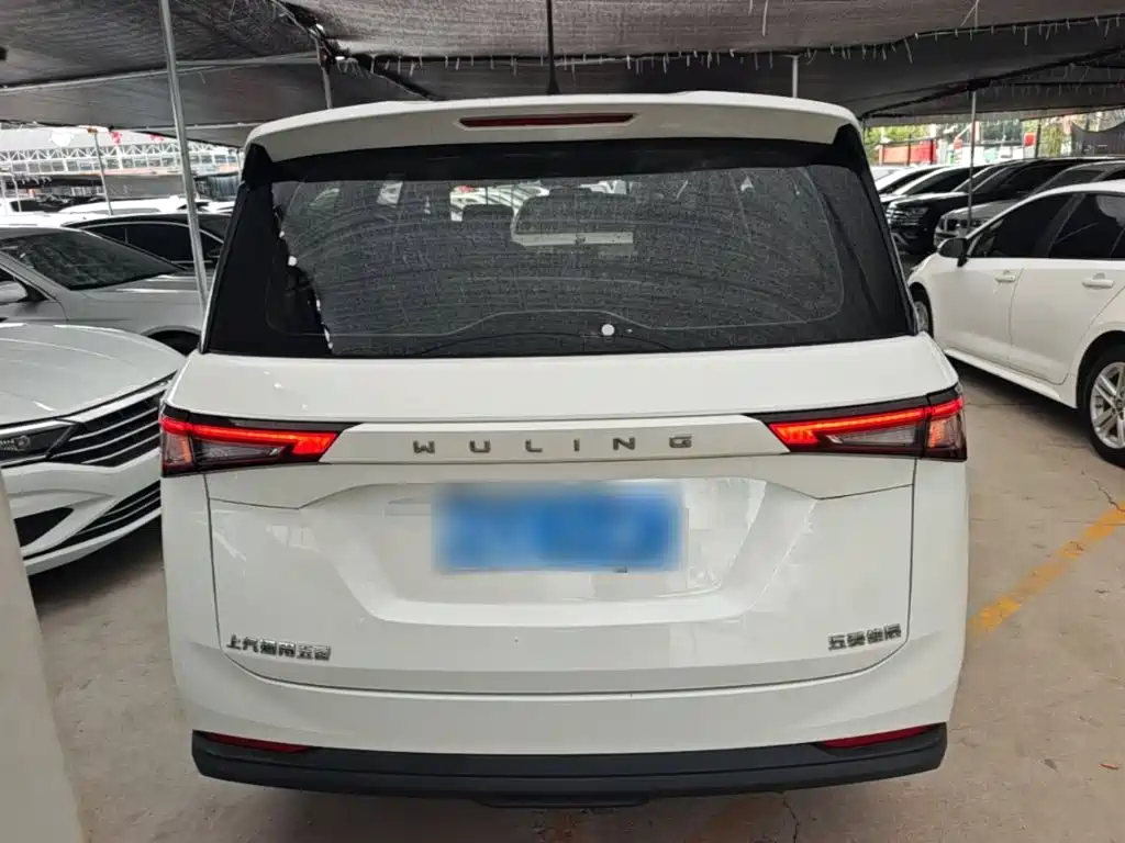Wuling Jiachen — фото 6