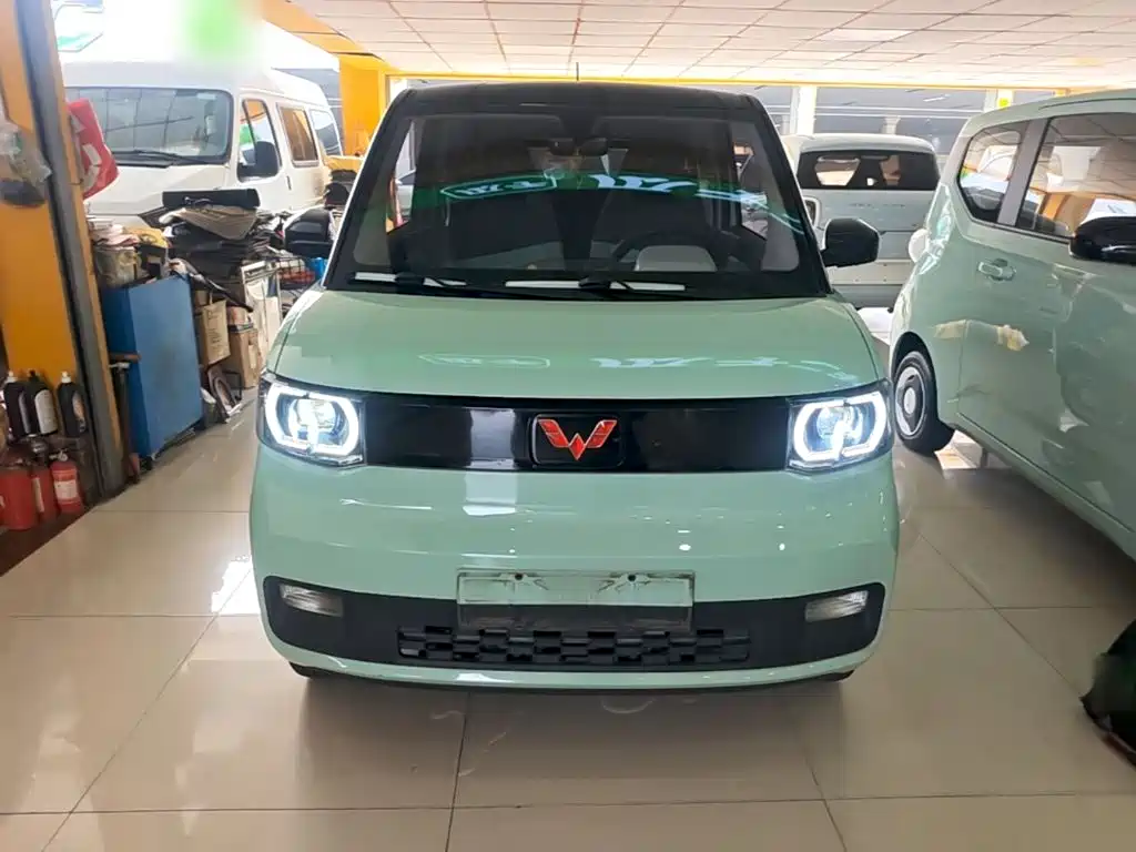 Wuling MINIEV — фото 3