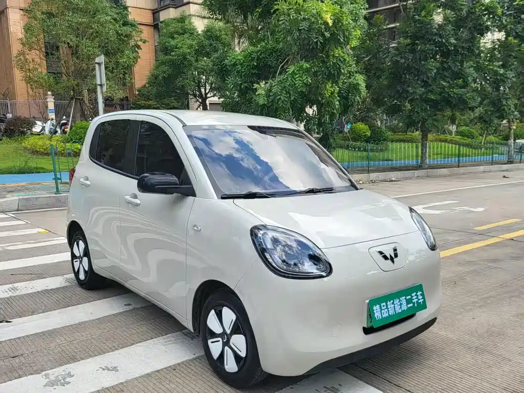 Wuling MINIEV — фото 3