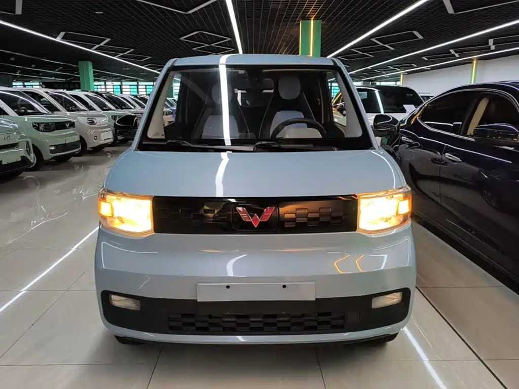 Wuling MINIEV — фото 3