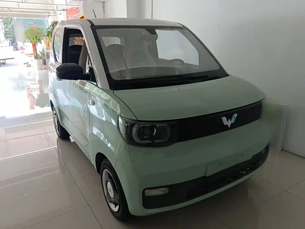 Wuling MINIEV — фото 4
