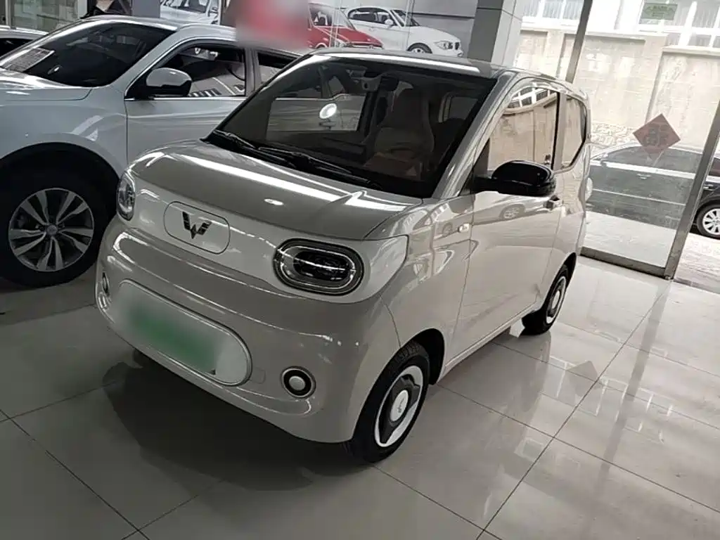 Wuling MINIEV — фото 2