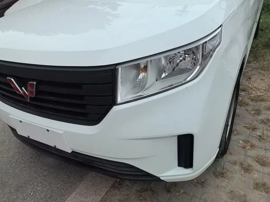 Wuling Hongguang PLUS — фото 24