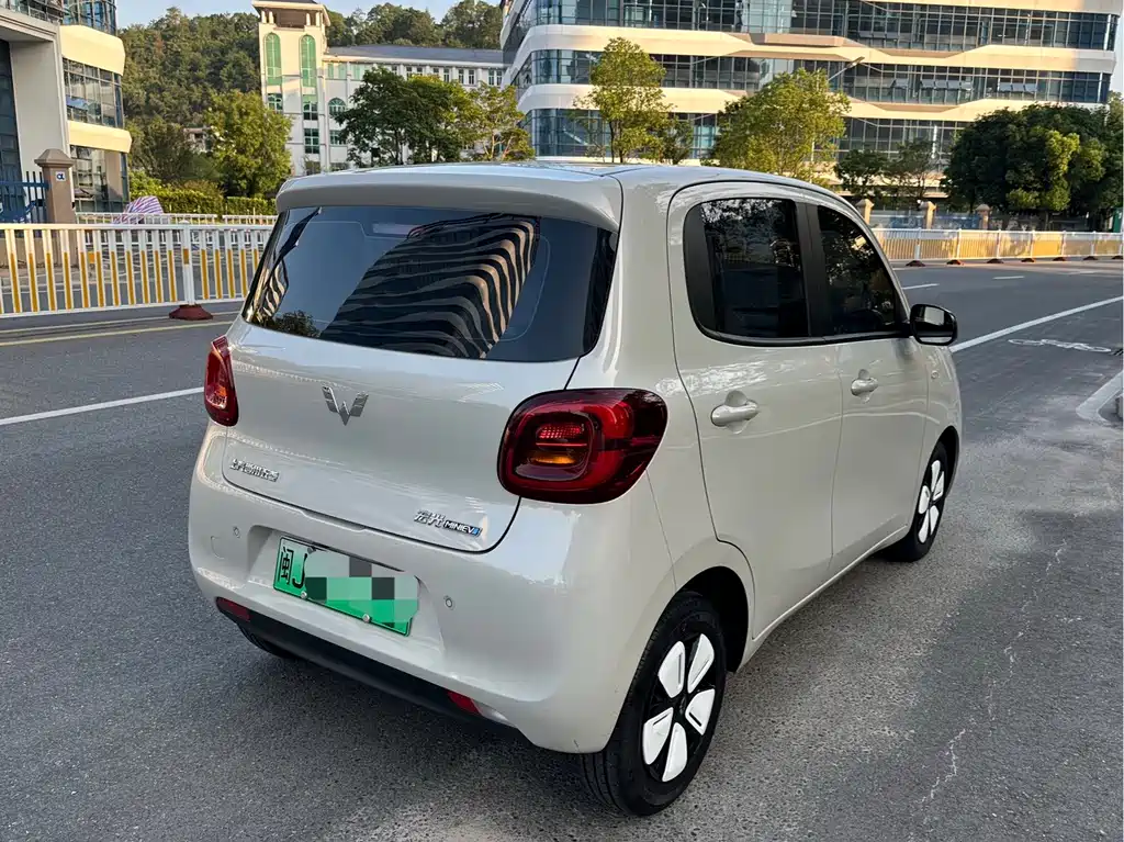 Wuling MINIEV — фото 5