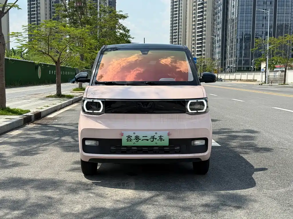 Wuling MINIEV