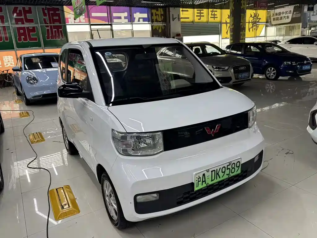 Wuling MINIEV — фото 3