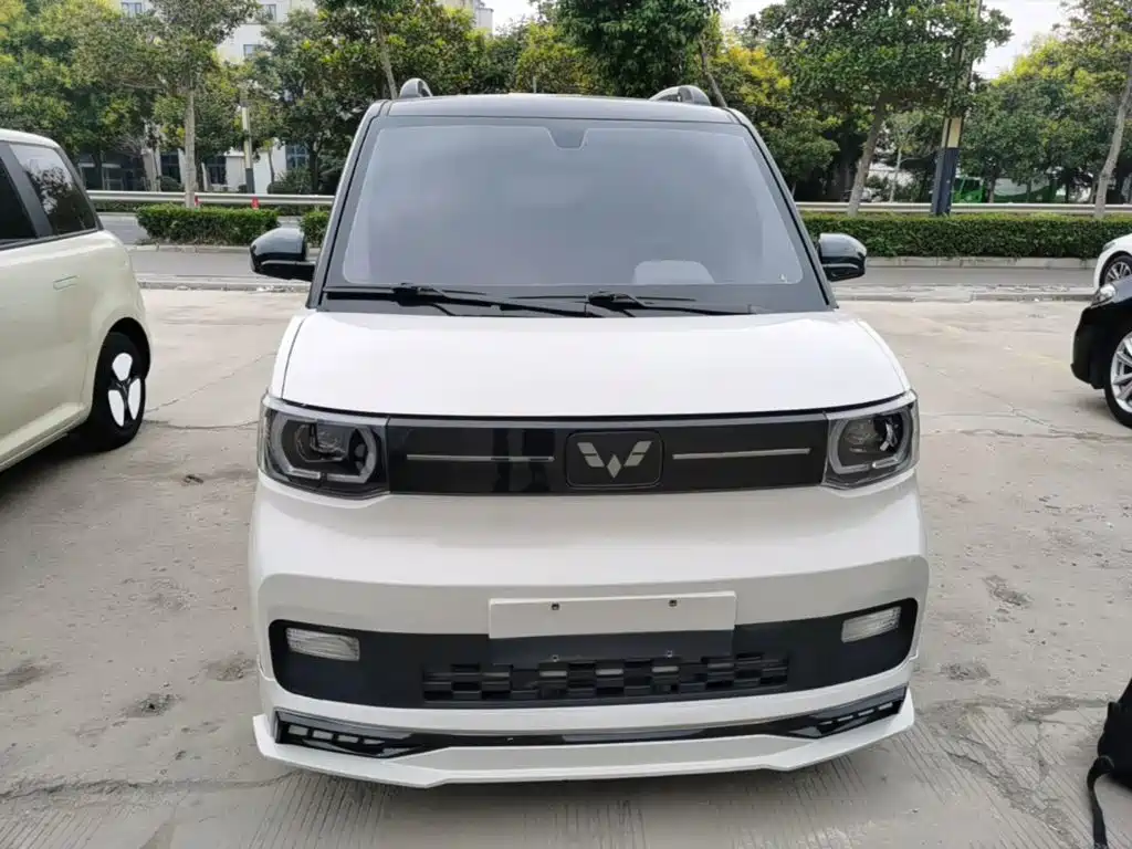 Wuling MINIEV — фото 3