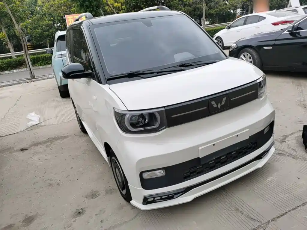 Wuling MINIEV — фото 4