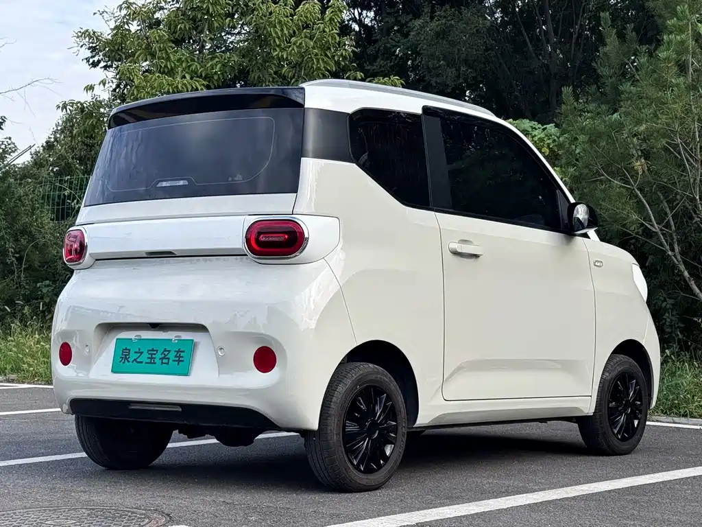 Wuling MINIEV — фото 7