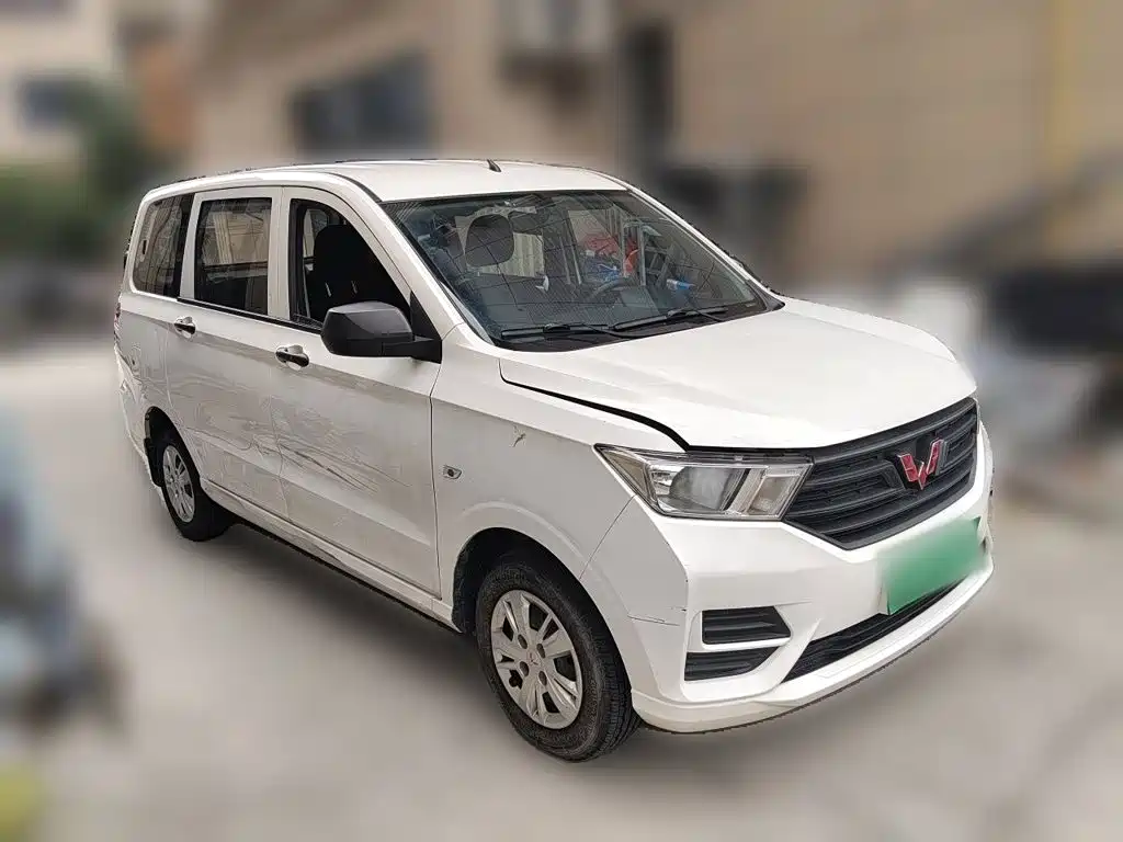 Wuling Hongguang — фото 24