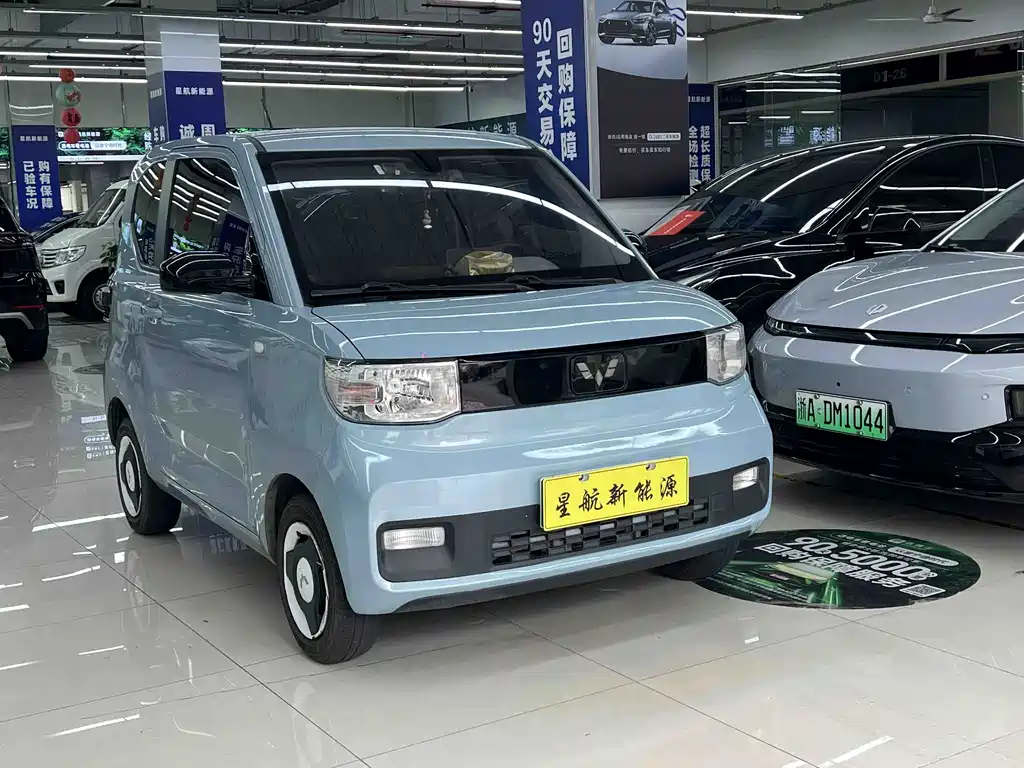 Wuling MINIEV — фото 3