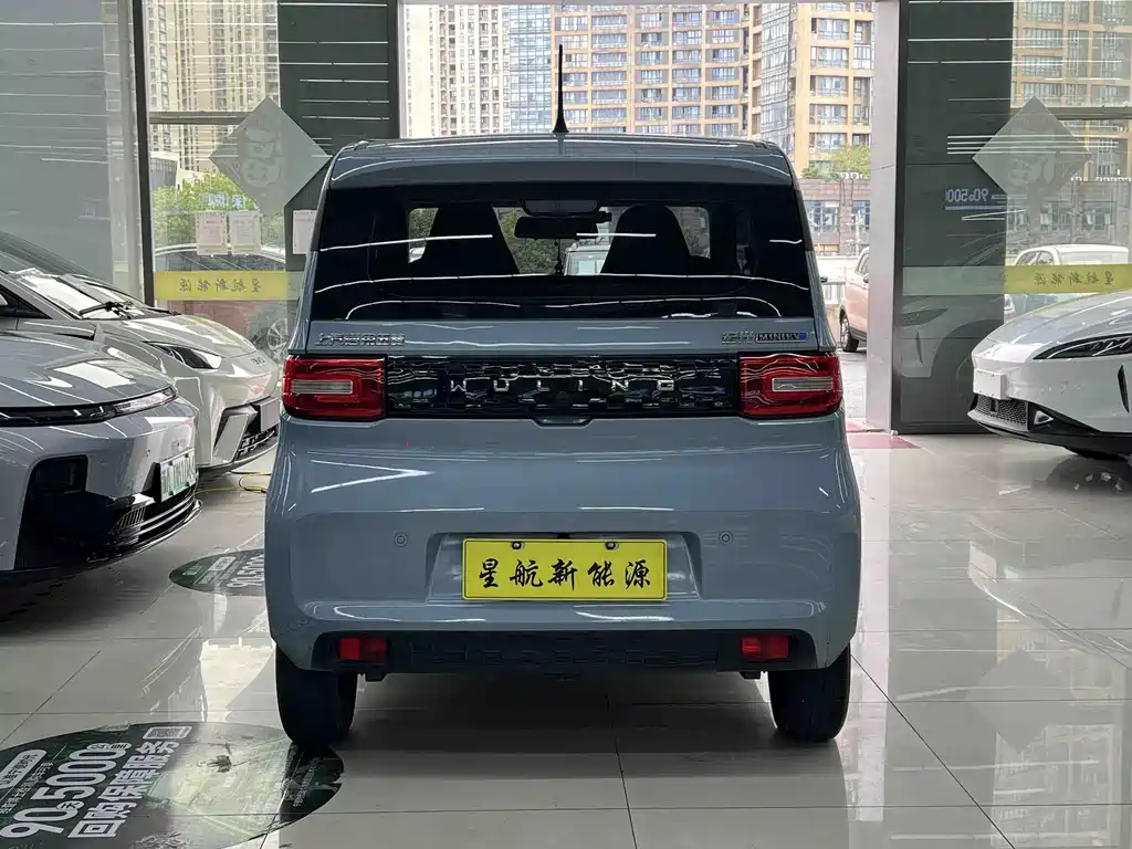 Wuling MINIEV — фото 4