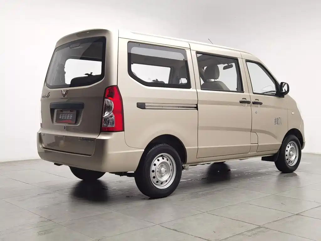 Wuling Rongguang S — фото 2