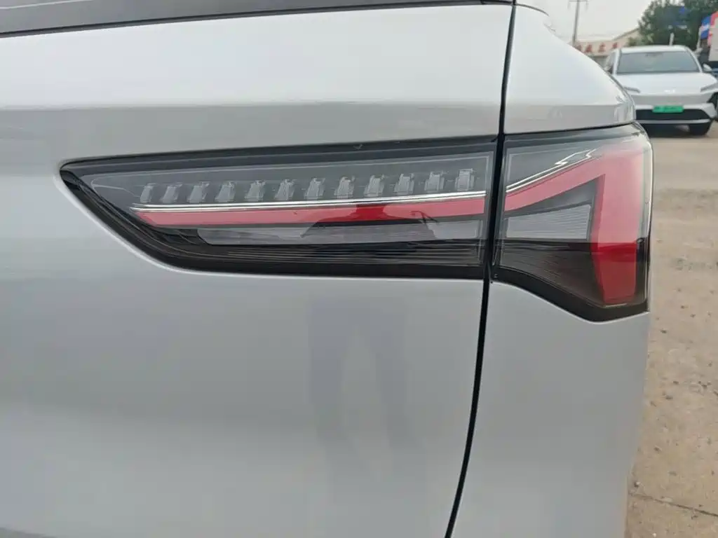 Wuling Xingguang S — фото 8