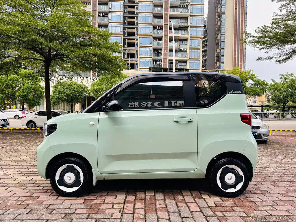 Wuling MINIEV — фото 2