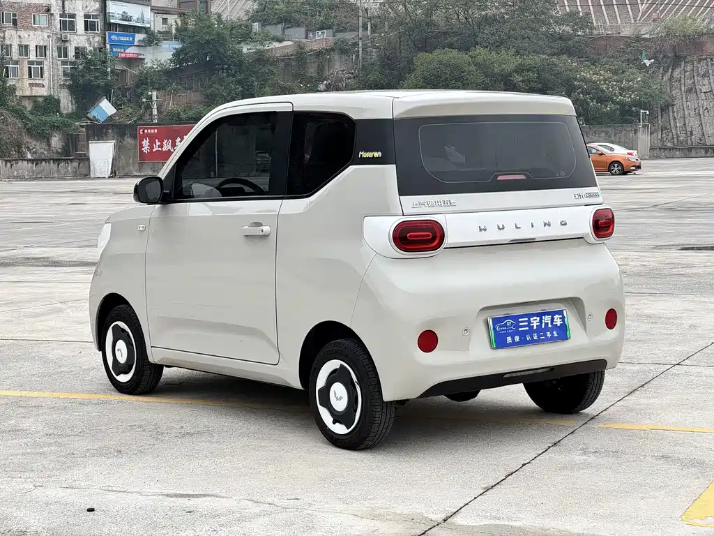 Wuling MINIEV — фото 6