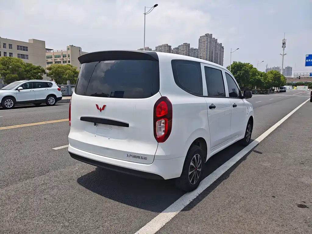 Wuling Hongguang EV — фото 7