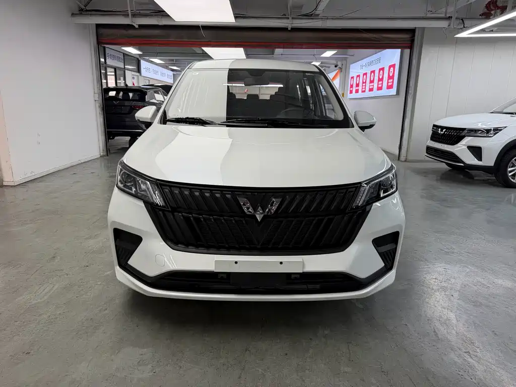 Wuling Jiachen — фото 2