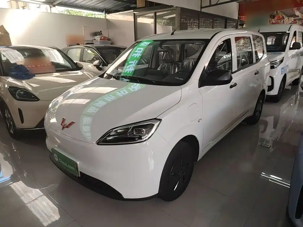 Wuling Hongguang EV — фото 2