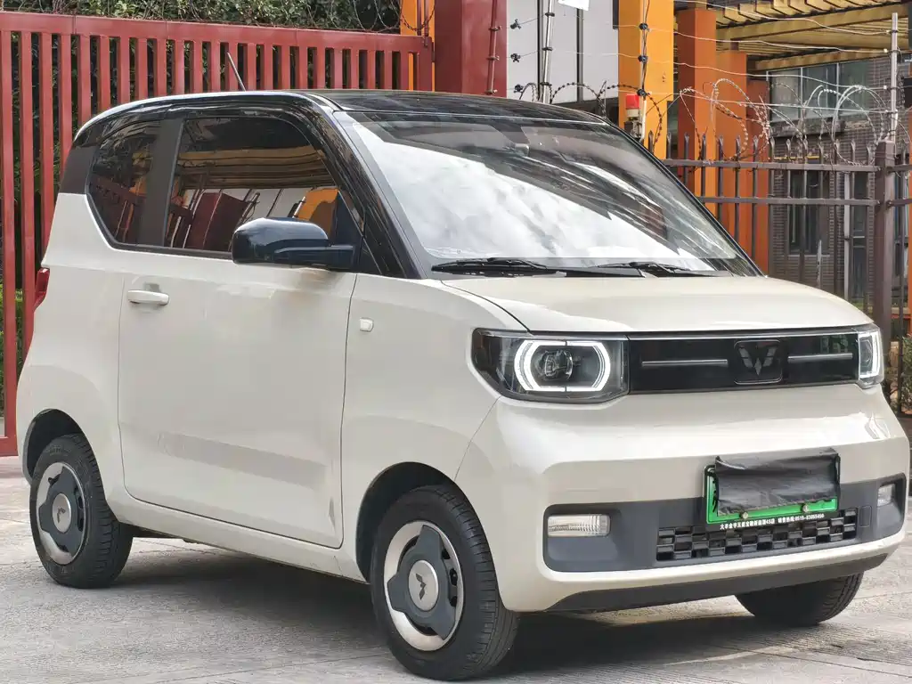 Wuling MINIEV — фото 3