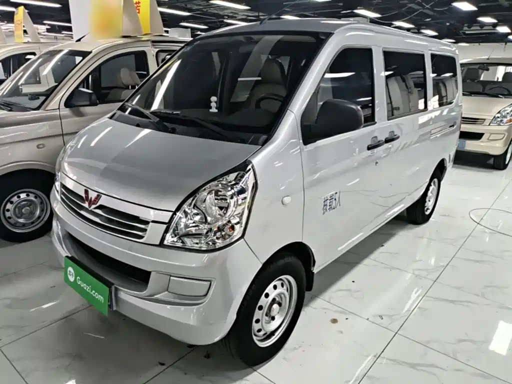 Wuling Rongguang S — фото 2