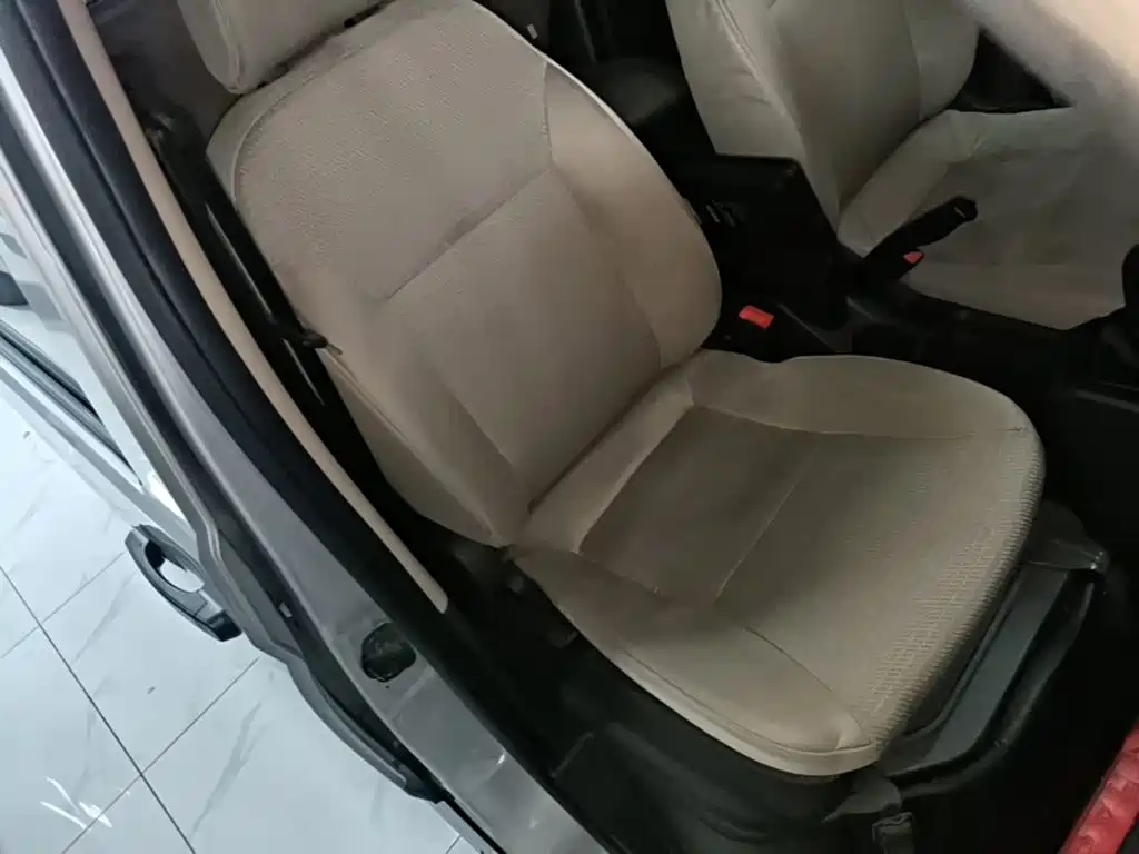 Wuling Rongguang S — фото 25