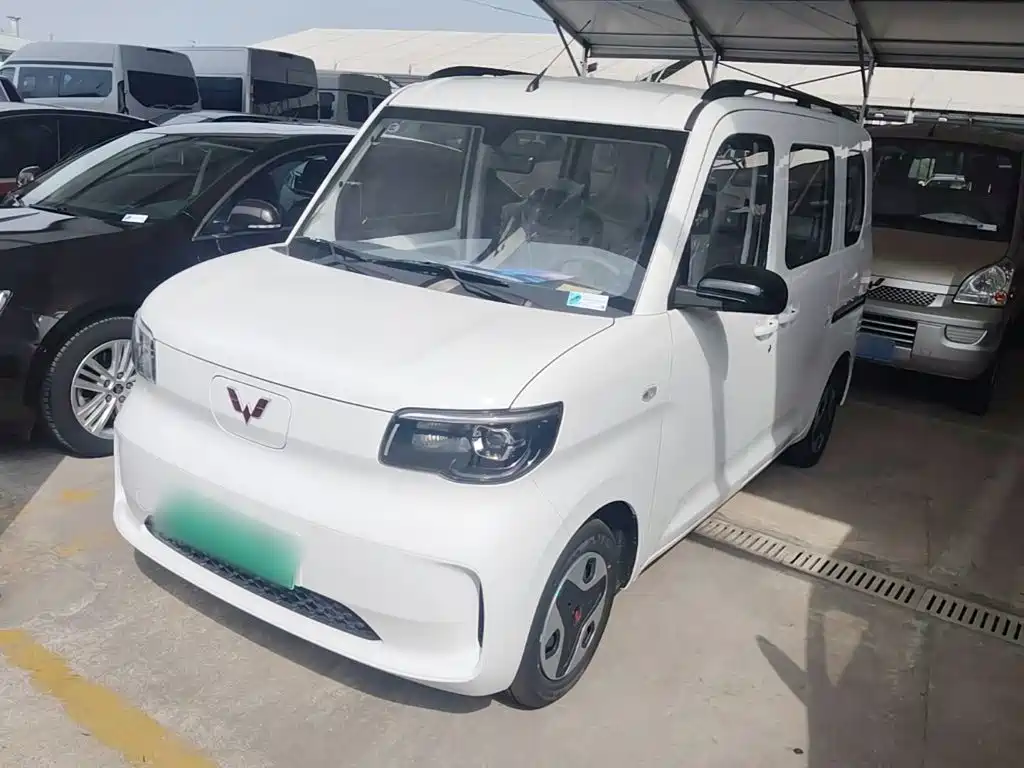 Wuling Zhiguang EV — фото 2
