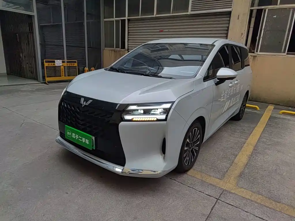 Wuling Xingguang 730 New Energy — фото 2