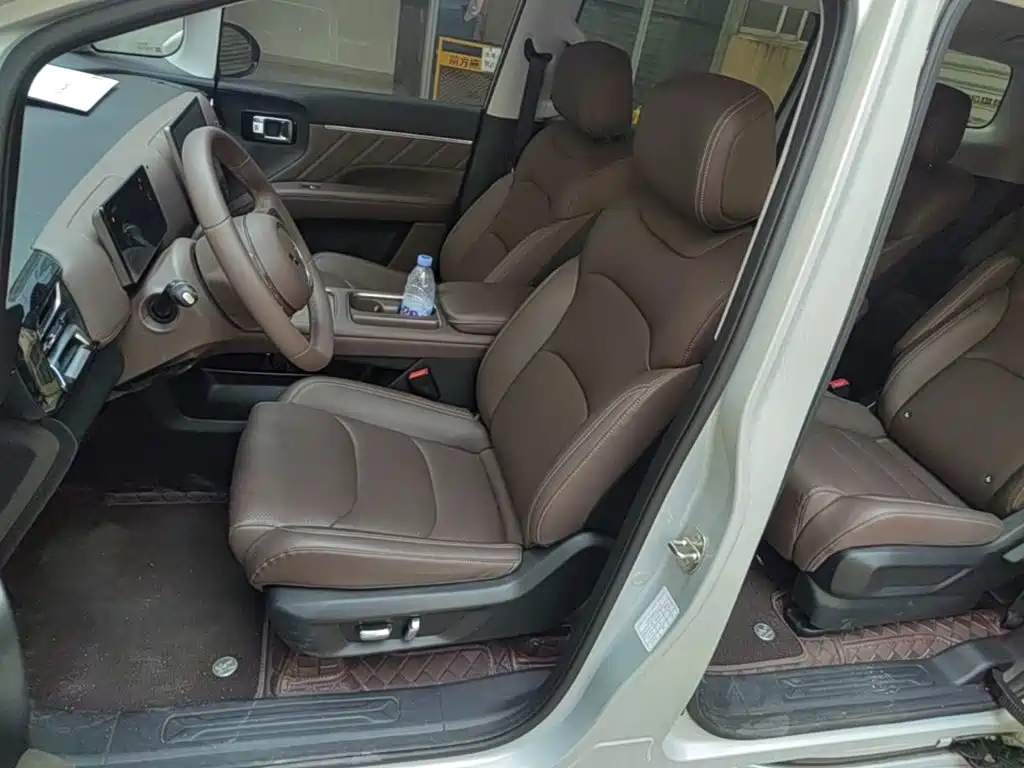 Wuling Xingguang 730 New Energy — фото 11