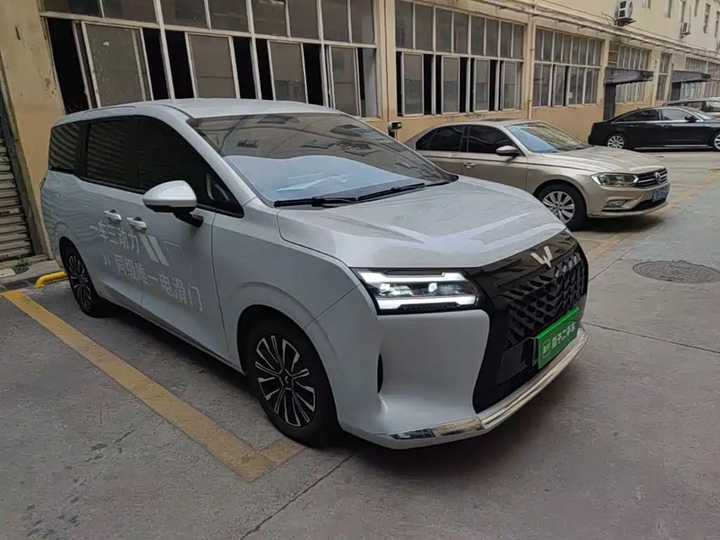 Wuling Xingguang 730 New Energy — фото 22