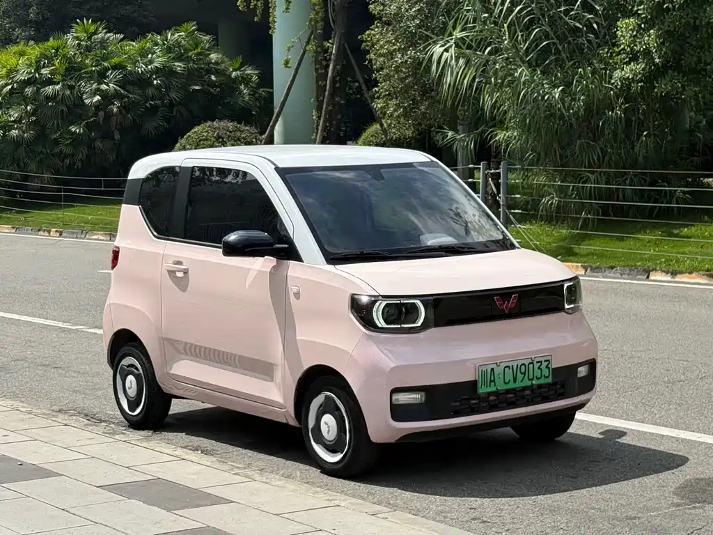 Wuling MINIEV — фото 3