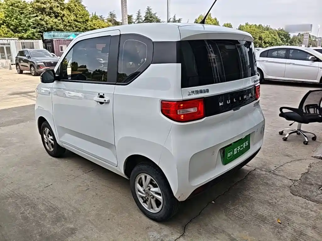 Wuling MINIEV — фото 5