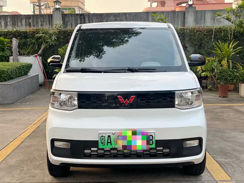 Wuling MINIEV — фото 2