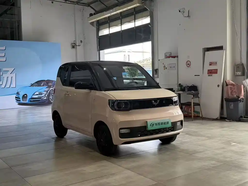 Wuling MINIEV — фото 3