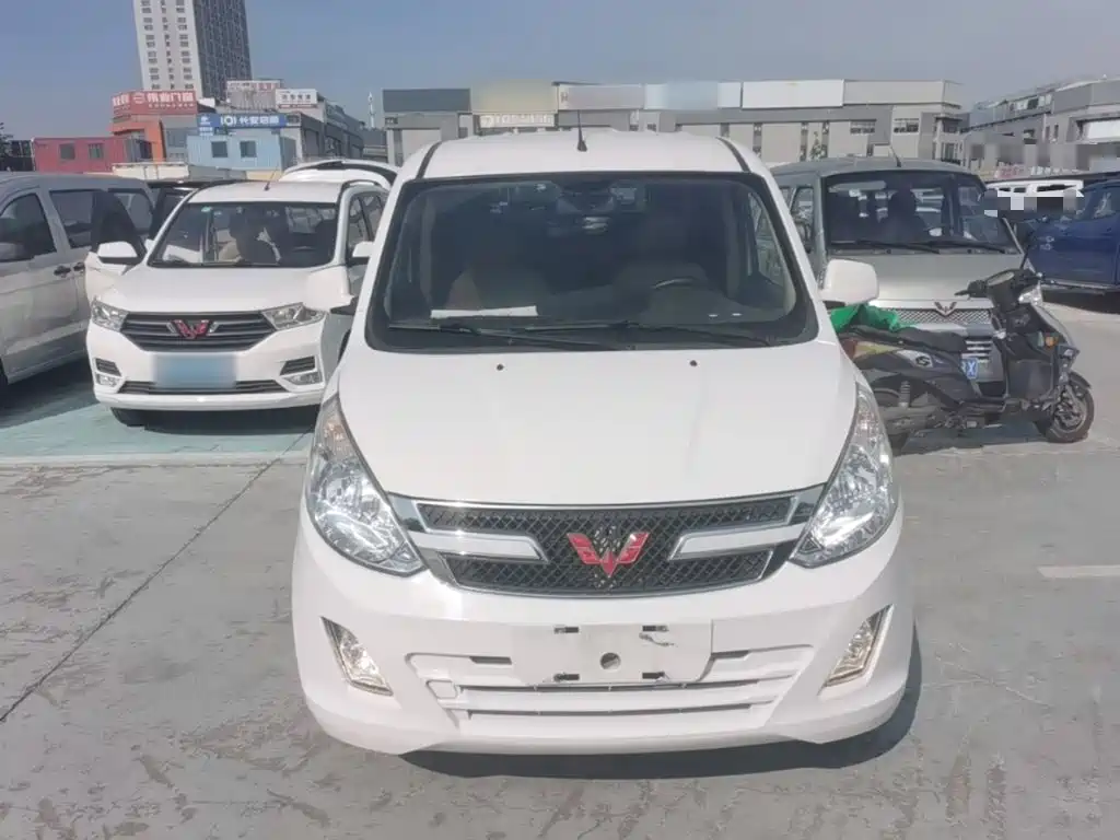Wuling Rongguang V — фото 3