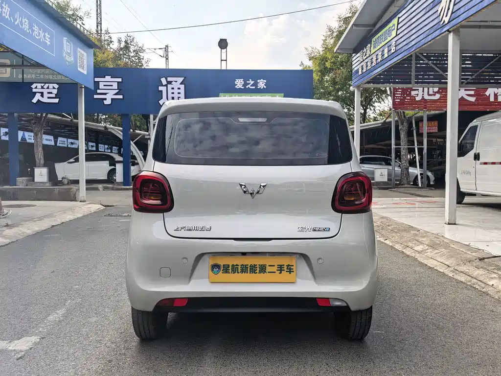 Wuling MINIEV — фото 4
