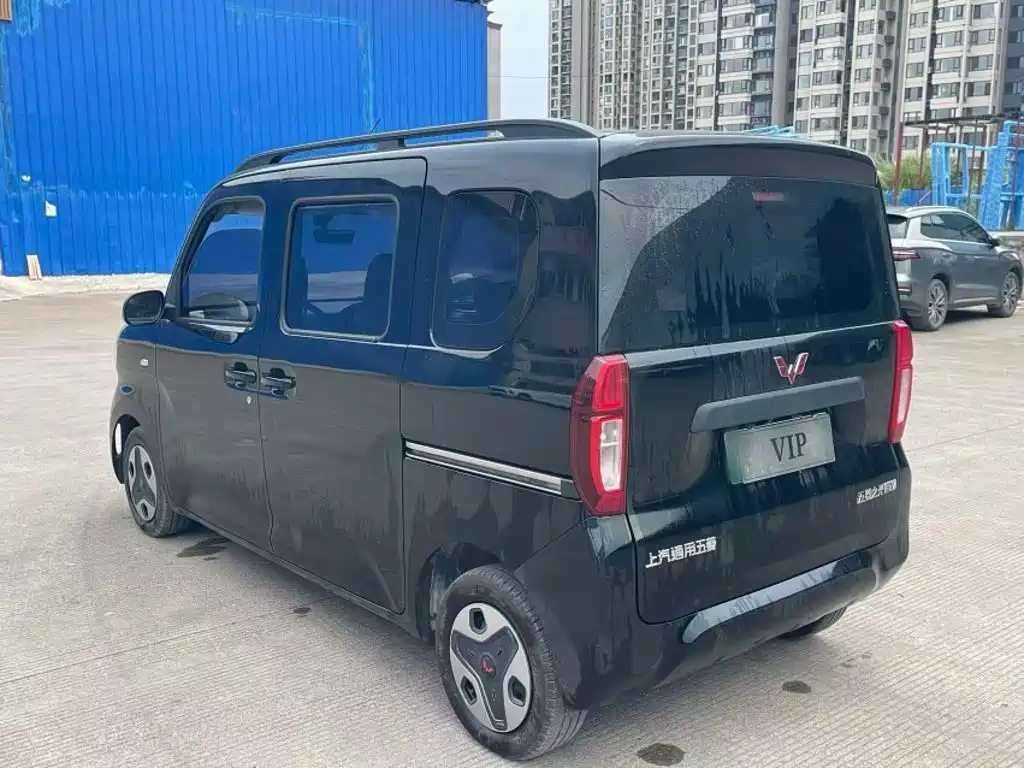 Wuling Zhiguang EV — фото 10