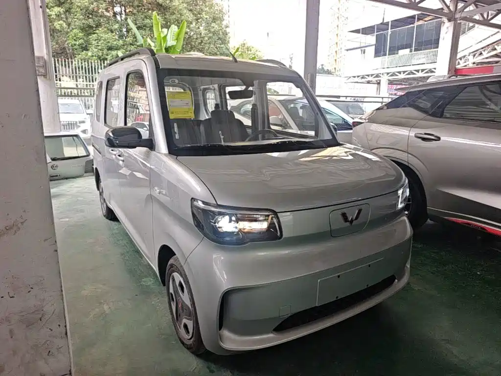 Wuling Zhiguang EV — фото 4