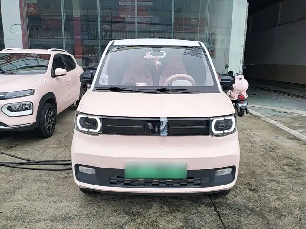 Wuling MINIEV — фото 3