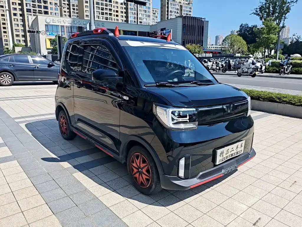 Wuling MINIEV — фото 3