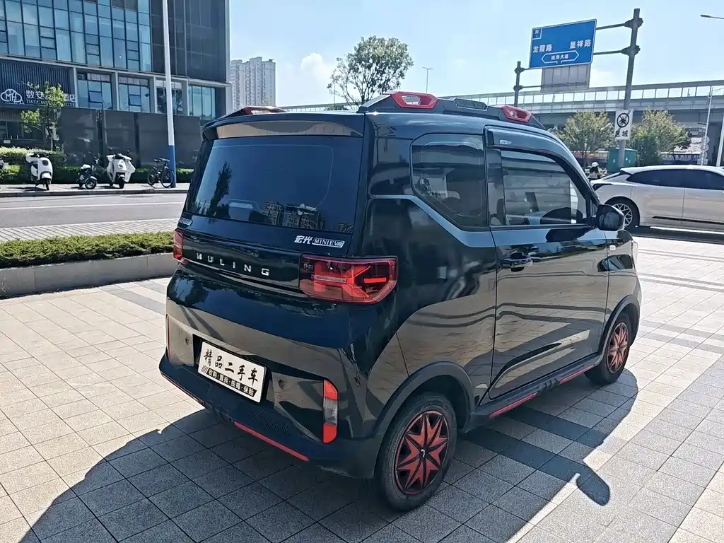 Wuling MINIEV — фото 5