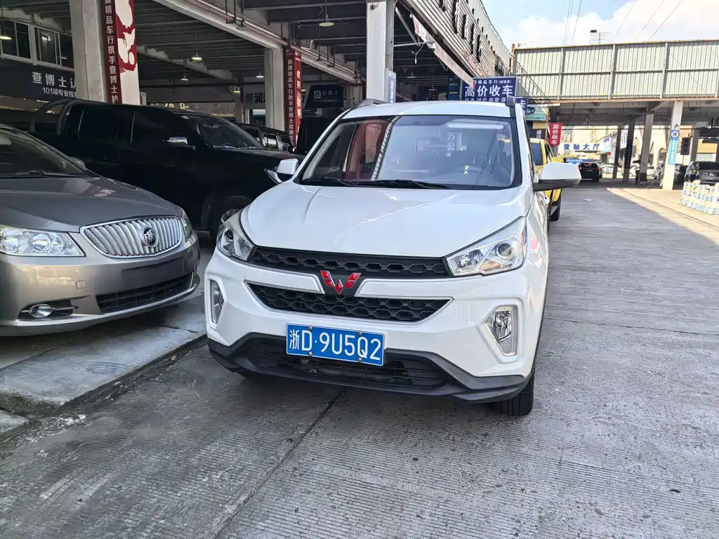 Wuling Hongguang S3 — фото 2