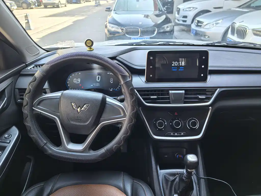 Wuling Hongguang S3 — фото 13